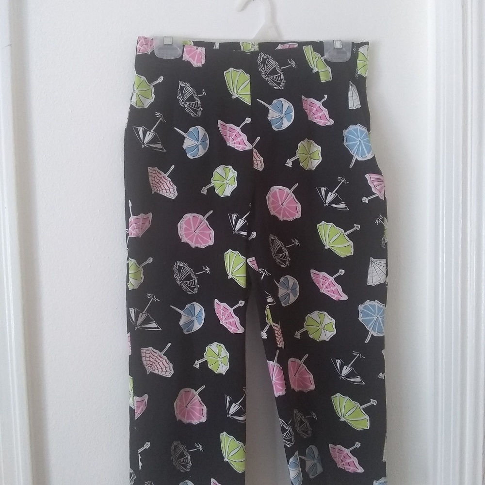 Capris - Picture 3 of 3